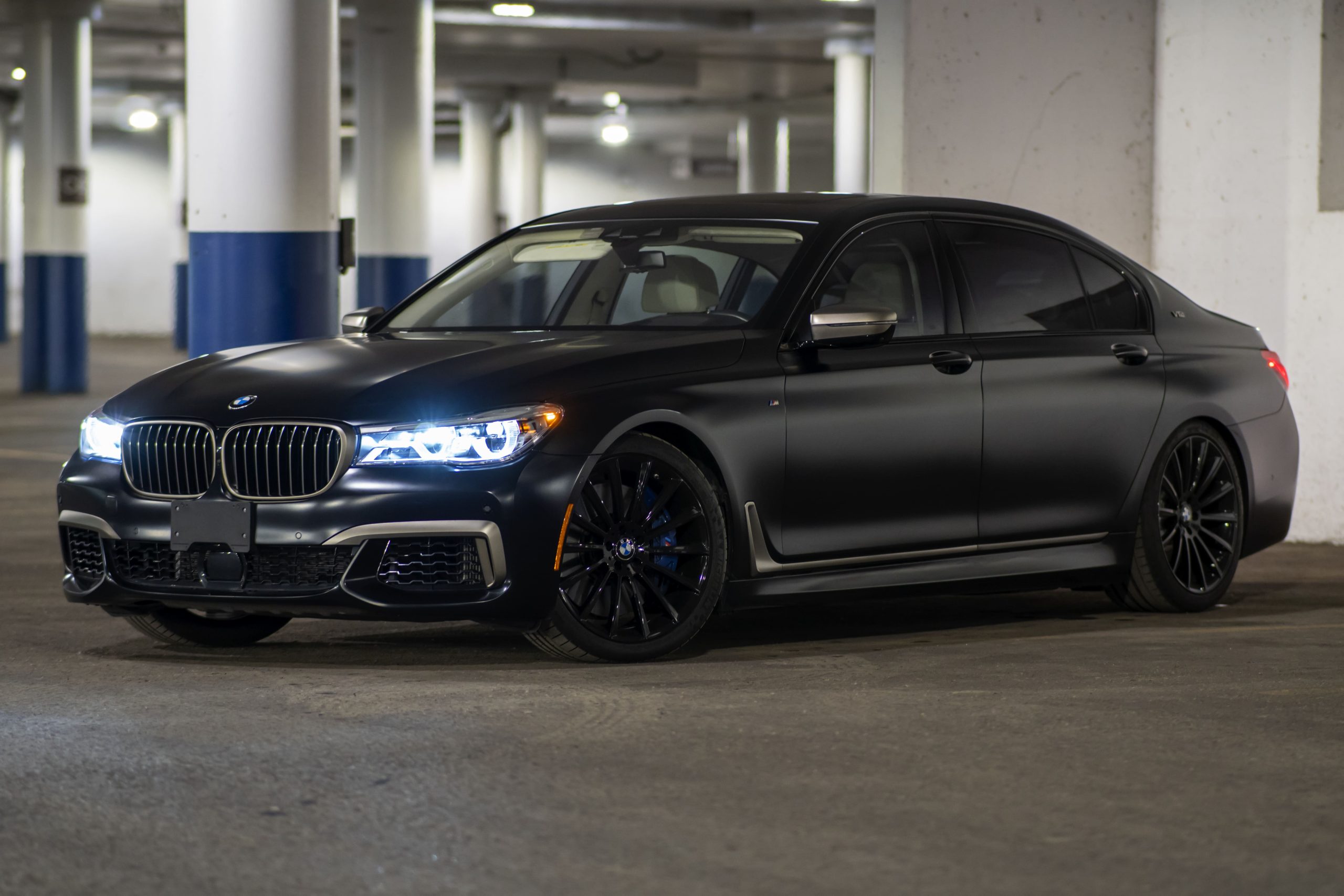 Rent BMW M